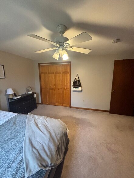 Bedroom - 169 Jefferson Ave