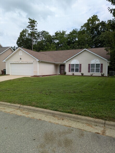 Primary Photo - 6412 Rock Springs Rd