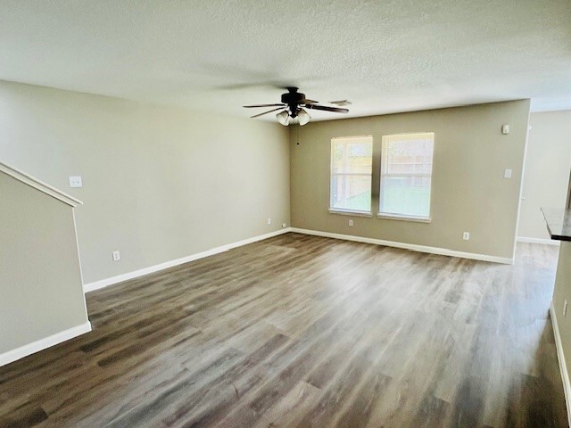 Building Photo - 3311 Painted Meadow Cir