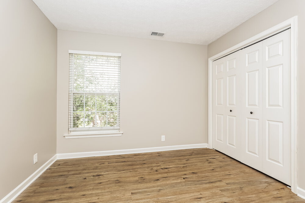 Building Photo - 6713 Ascot Dr