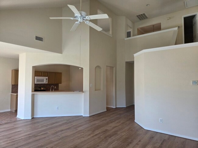 Building Photo - 5419 Bear Hunters Dr