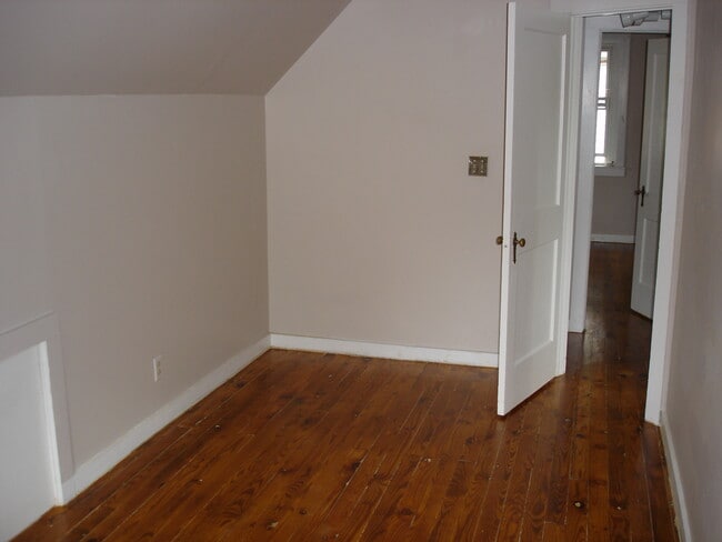Building Photo - 5217 Forest Hill Ave