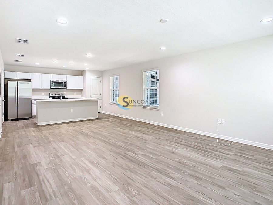 Building Photo - 3821 SW 43rd Ct