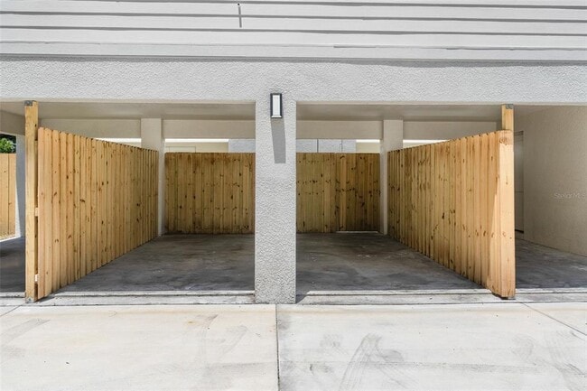 Building Photo - 505 43rd St S