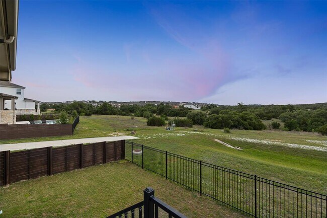 Building Photo - 16720 Horondelle Dr