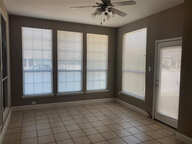 Building Photo - 1717 Forsythe Dr