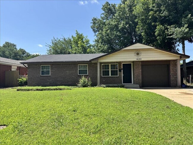Primary Photo - 1622 Denison Dr