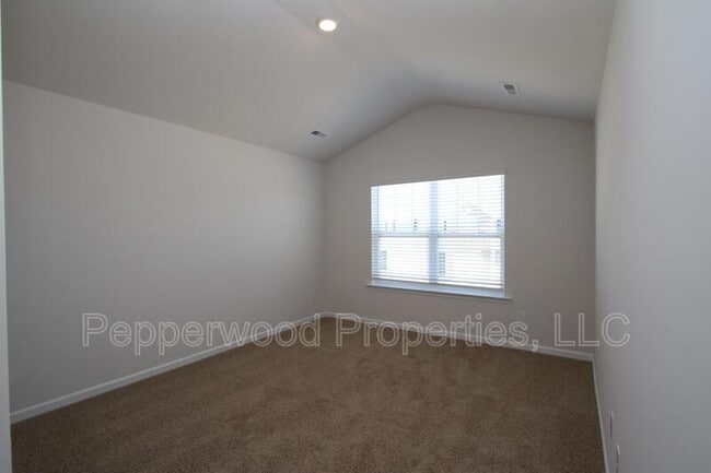 Building Photo - 1317 Wunder Way