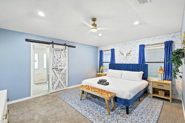 Building Photo - 749 Western Trail