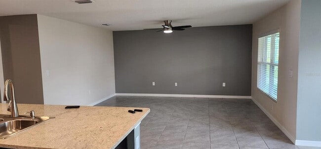 Building Photo - 16778 Carlton Pond St