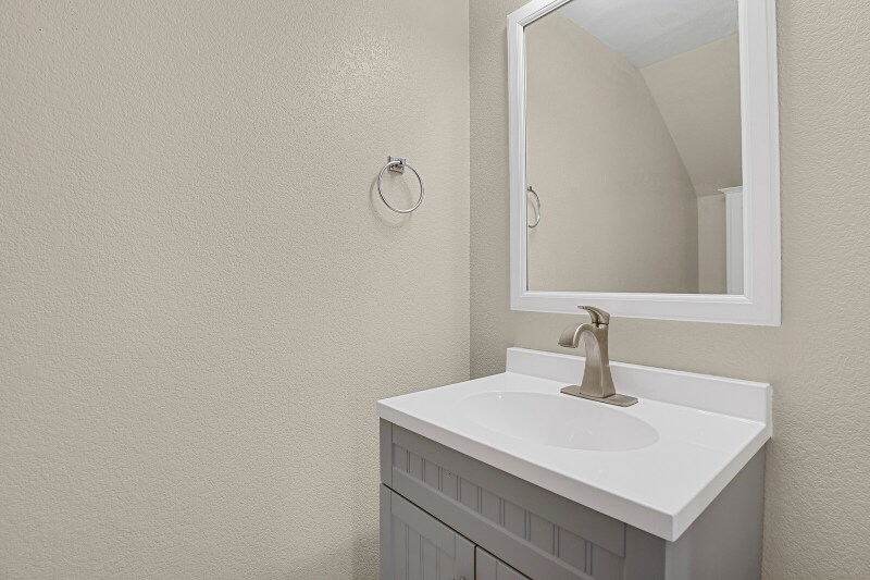 Building Photo - 11497 White Lotus Ln