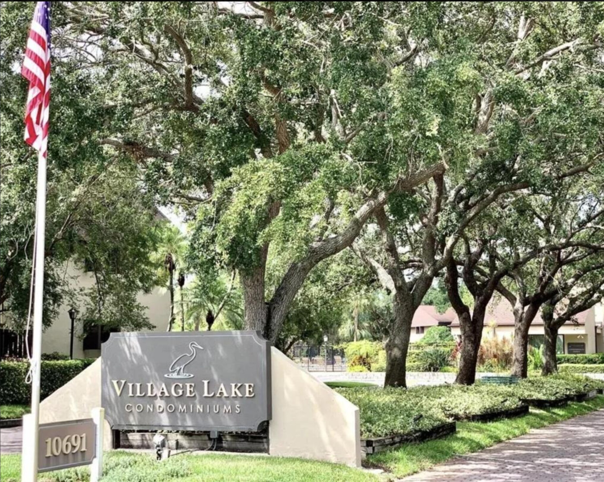 entry - 880 S Village Dr N