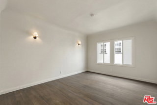 Building Photo - 428 S Bedford Dr
