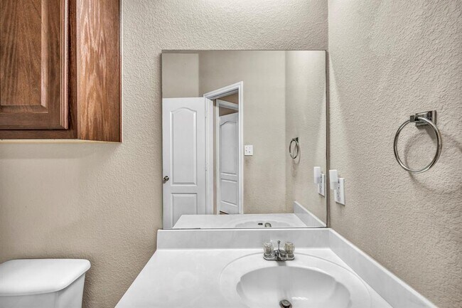 Building Photo - 3748 Pine Needle Cir