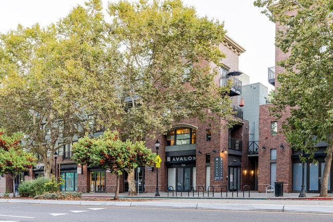 Building Photo - 754 The Alameda