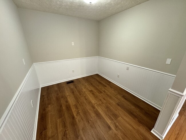 Building Photo - 45 Gentry Dr