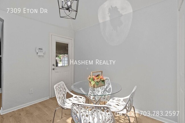 Building Photo - 7309 Eton Dr