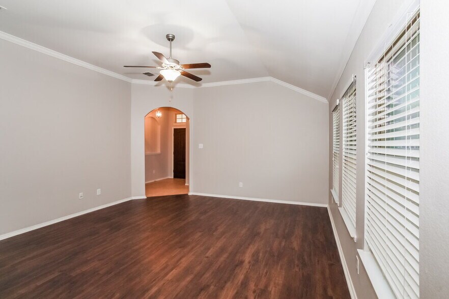 Building Photo - 14328 Broomstick Rd