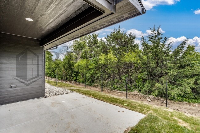 Building Photo - 4936 N Vassar Ave