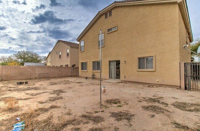 Building Photo - 5659 S 239th Dr