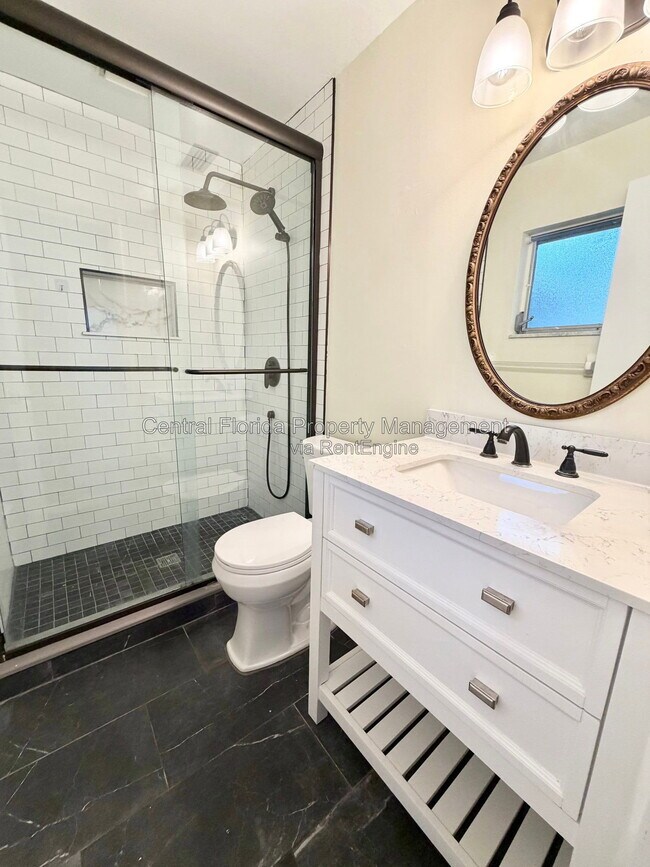 Building Photo - 3137 Thistlehill Dr