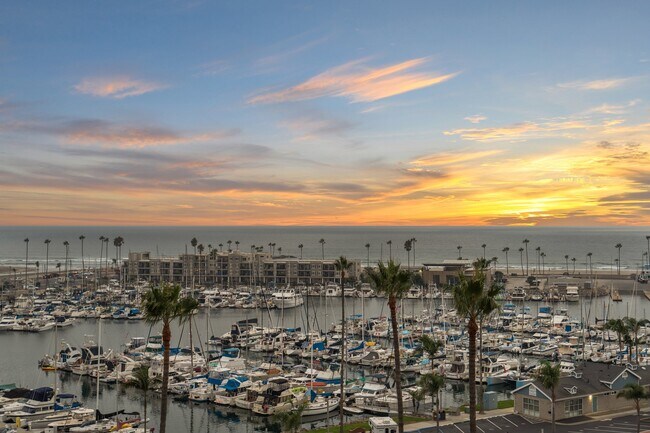 Building Photo - 1200 Harbor Dr N