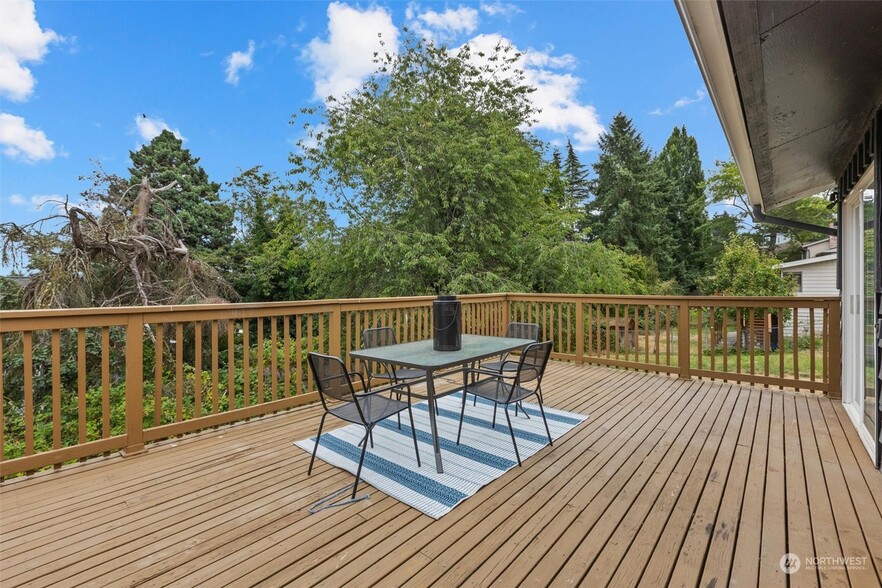 Building Photo - 500 Stevens Ave NW