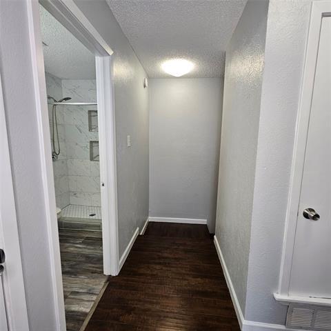 Building Photo - 3931 N Garland Ave