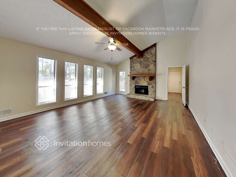 Building Photo - 1410 Pilgrim Way