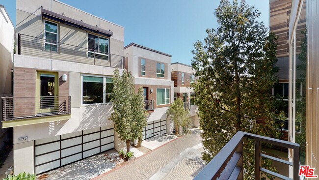 Building Photo - 6752 Gill Way