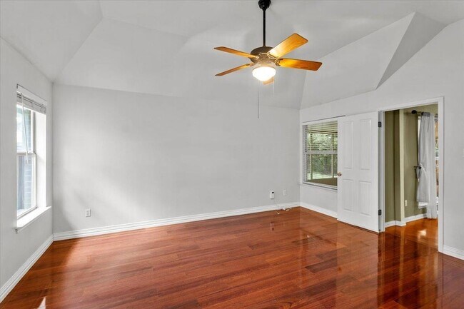 Building Photo - 10000 Brantley Bend