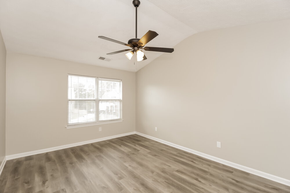 Building Photo - 2910 Water Lily Ct