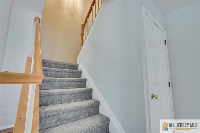 Building Photo - 401 Pheasant Run