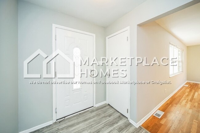 Building Photo - 1608 Tonopah Dr
