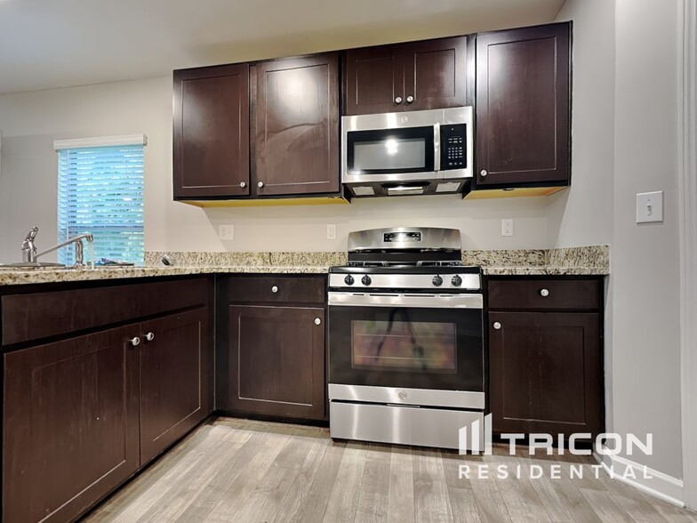 Building Photo - 110 Bridgemill Dr