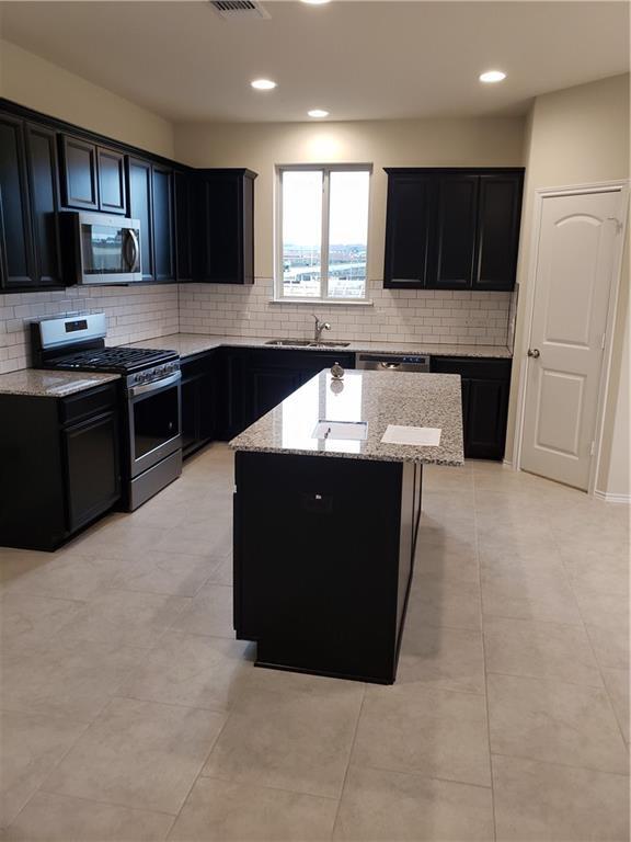 Building Photo - 2212 Cliffbrake Wy
