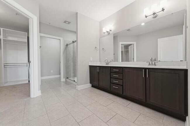 Building Photo - 5339 Highpointe Lakes Dr