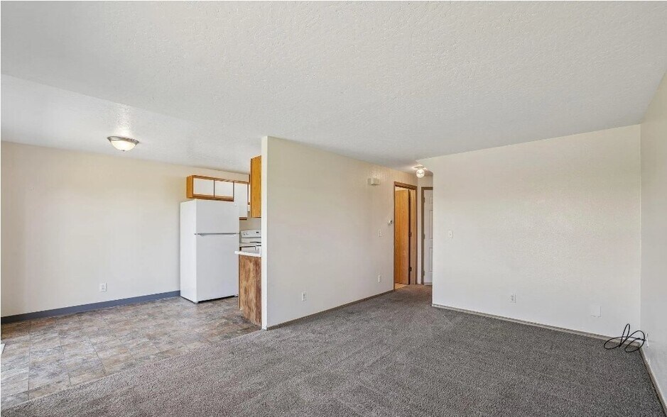 Building Photo - 4288 Northside Dr NE