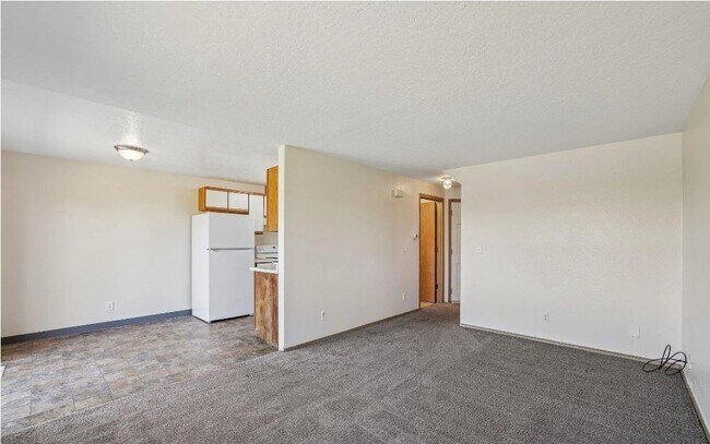 Building Photo - 4288 Northside Dr NE