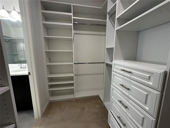 Building Photo - 15512 Sunquat Dr