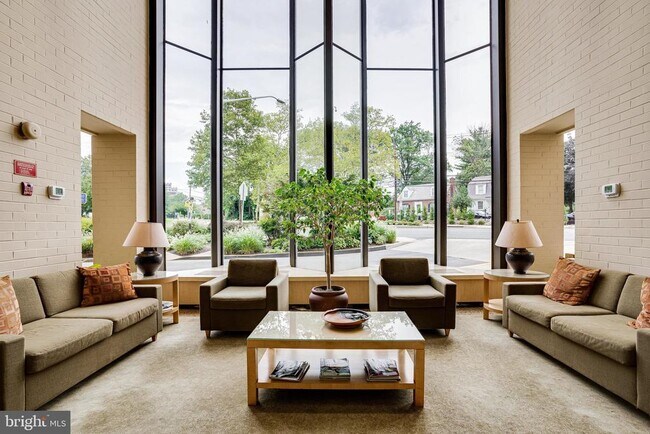 Building Photo - 4242 East-West Hwy