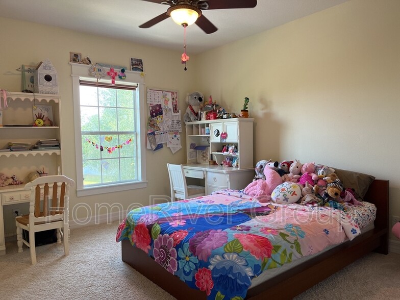 Building Photo - 10531 Mistflower Ln