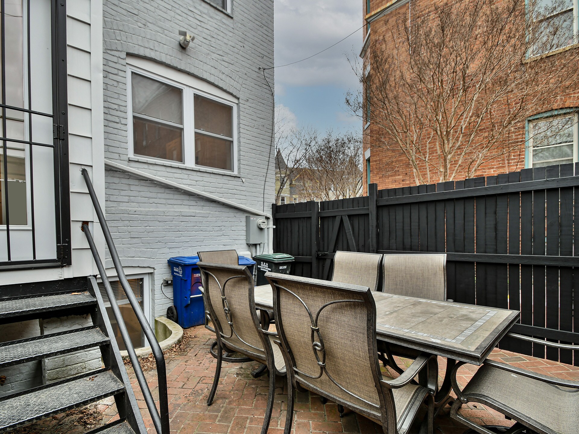 Building Photo - 3415 13th St NW