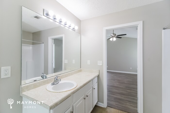 Building Photo - 5803 Waggoner Ct