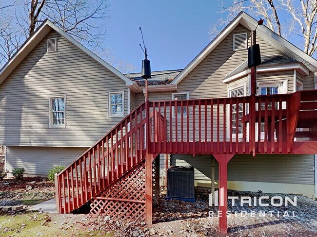 Building Photo - 3272 Greenhill Ct