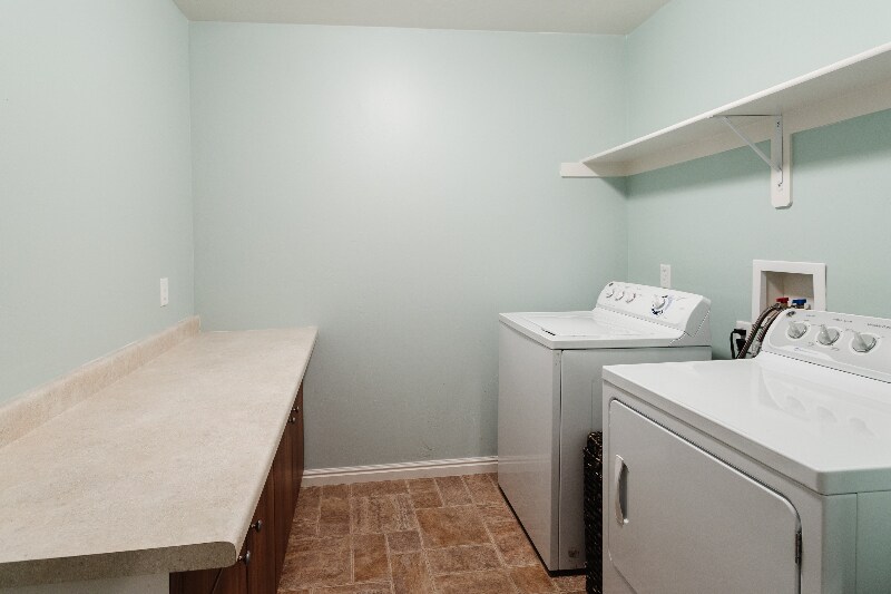 Building Photo - 3419 W Aprica Ct