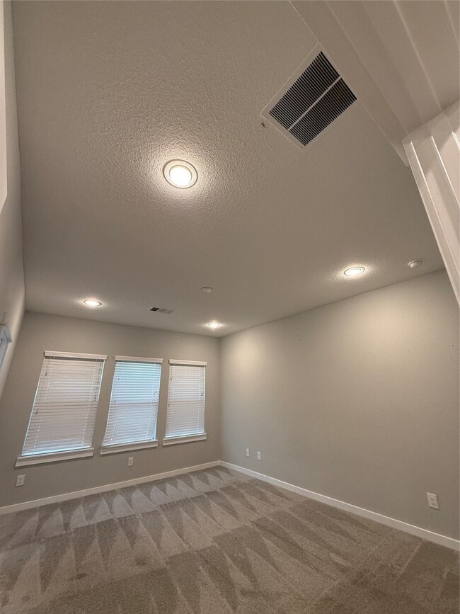 Building Photo - 8439 Berry Brush Ln