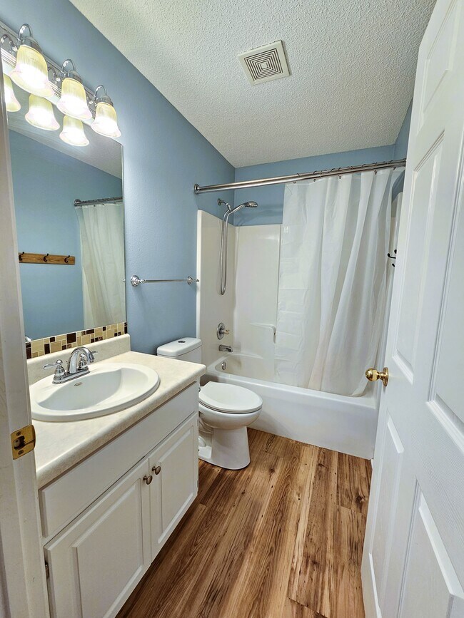 Building Photo - 5168 Whitehurst Ln