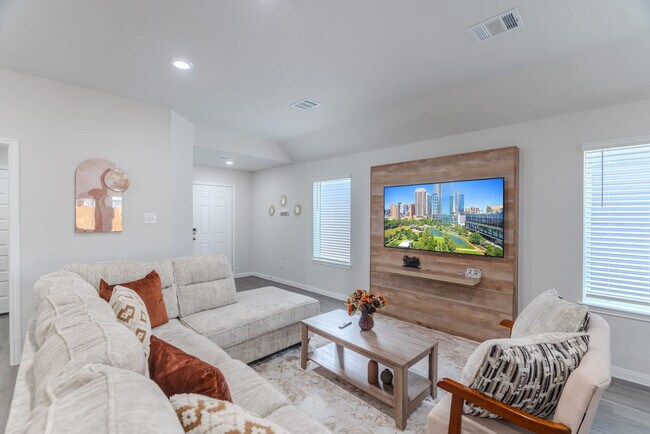 Building Photo - 8110 Alpine Bearberry Dr