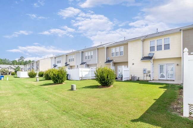 Building Photo - 8321 Glenwood Springs Ct